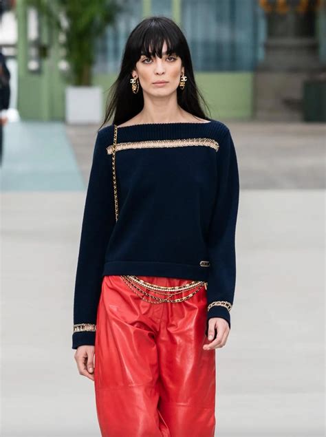 chanel cruise 2020 20c|Chanel Cruise 2020 Navy Blue Gold Chain 20C Bateau .